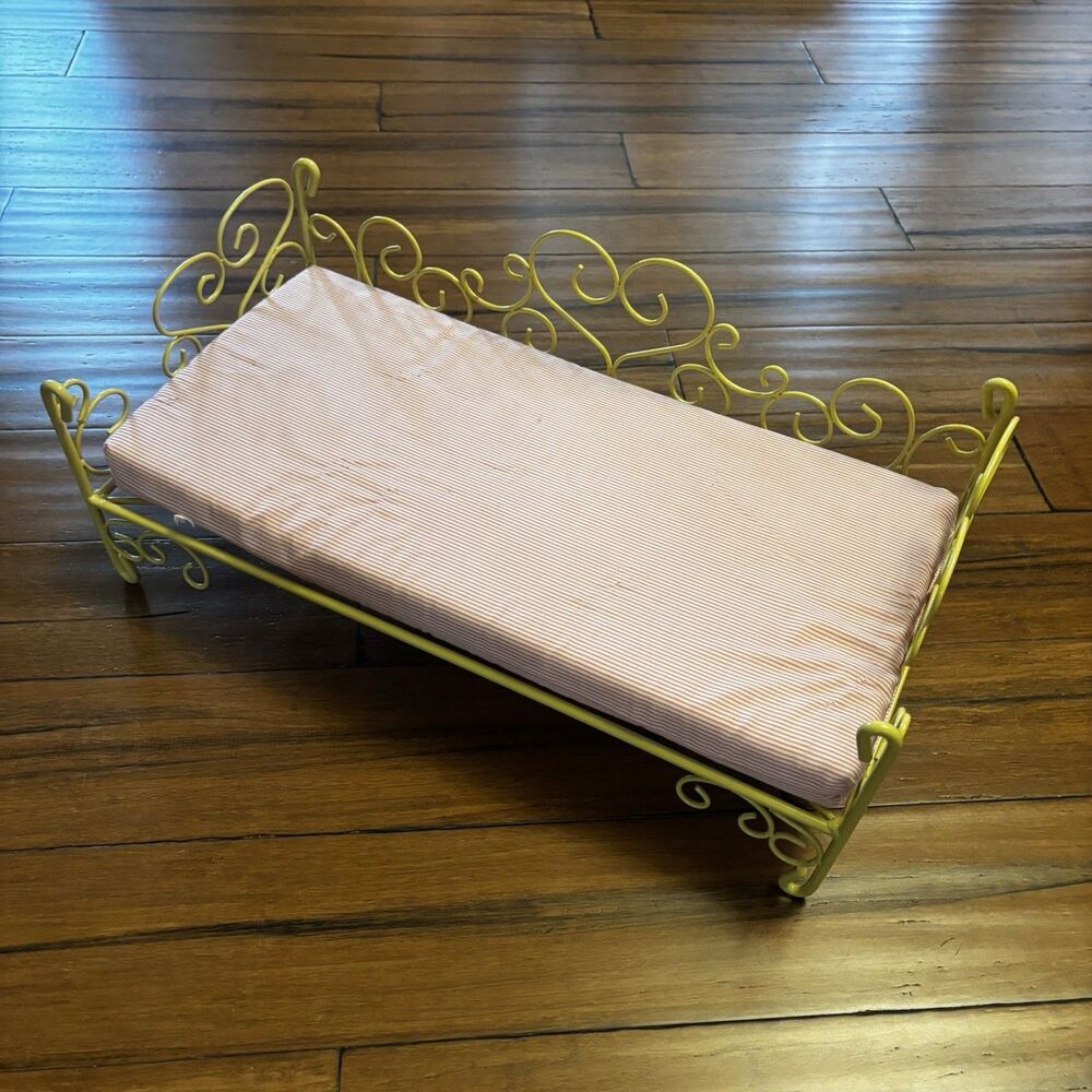 Yellow Gold Metal Daybed American Girl Style Valentines Hearts 20” w/ Mattress